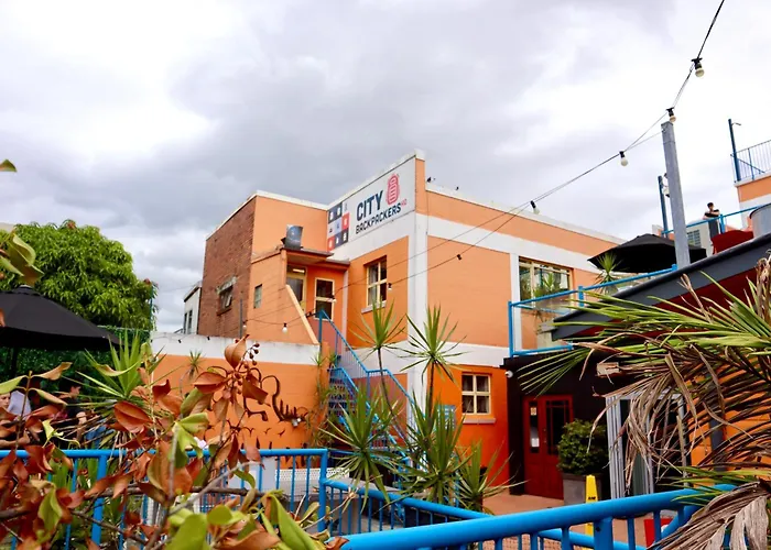 Hostel: City Backpackers Hq